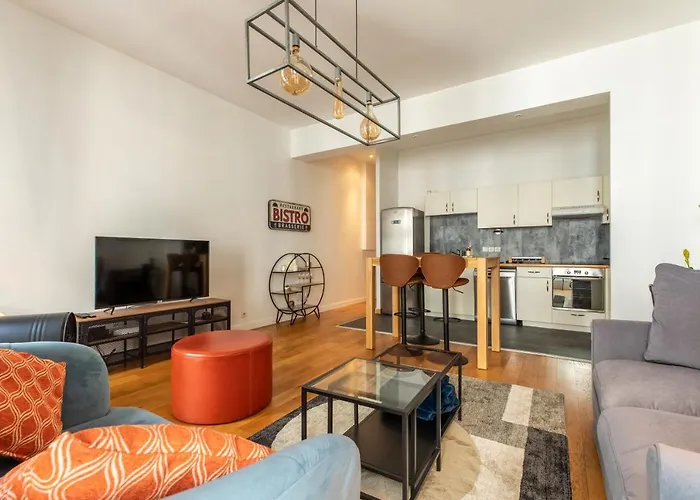 Mont Cervin Standing &